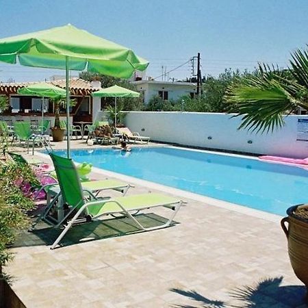 Skala Apartments Agia Marina  Екстер'єр фото