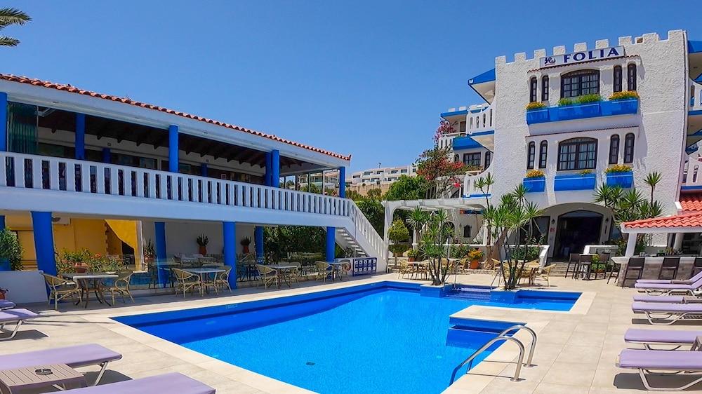 Skala Apartments Agia Marina  Екстер'єр фото